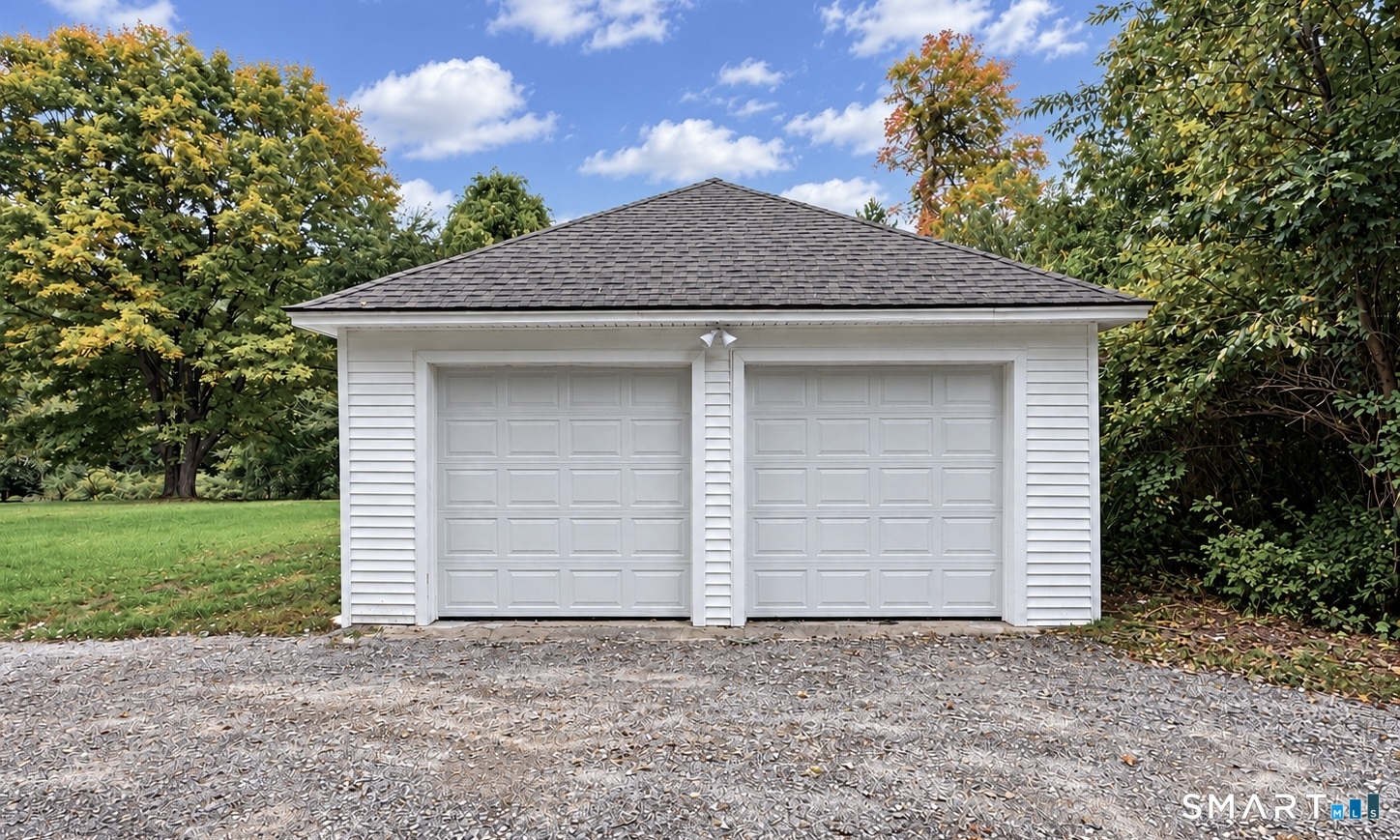 467 Quaker Farms Road Oxford CT 06478