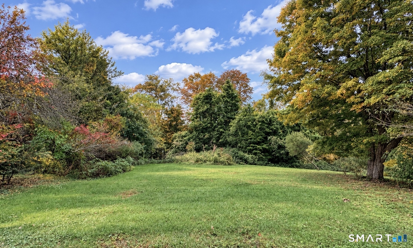 467 Quaker Farms Road Oxford CT 06478