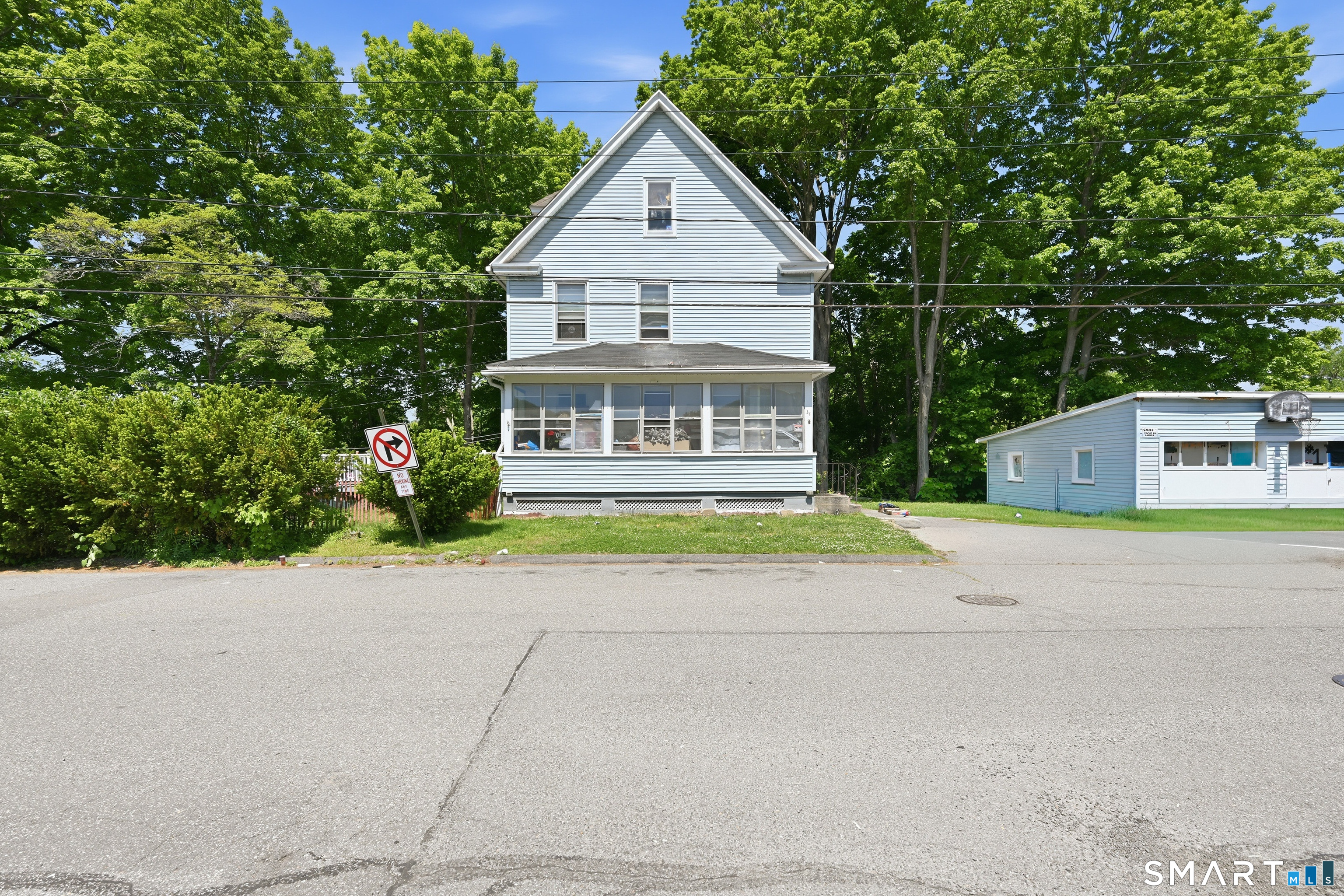 31 Smith Street Seymour CT 06483