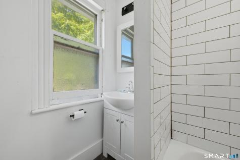 31 Smith Street Seymour CT 06483