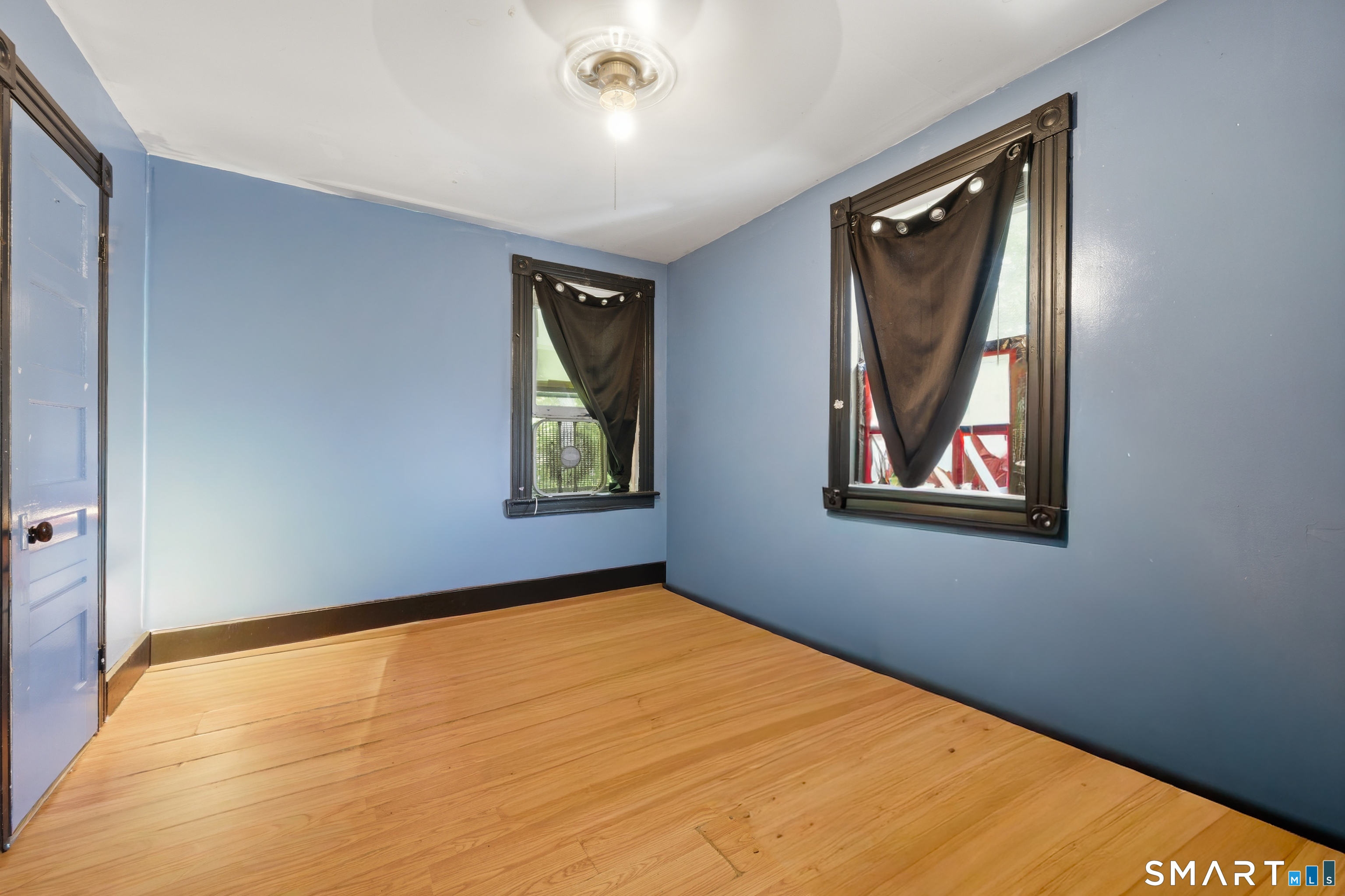 31 Smith Street Seymour CT 06483