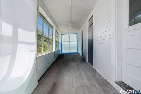 31 Smith Street Seymour CT 06483
