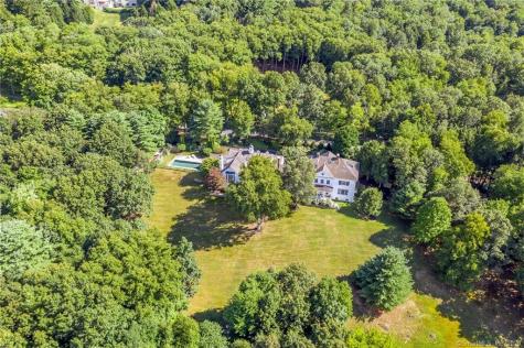 8 Mallory Road Roxbury CT 06783