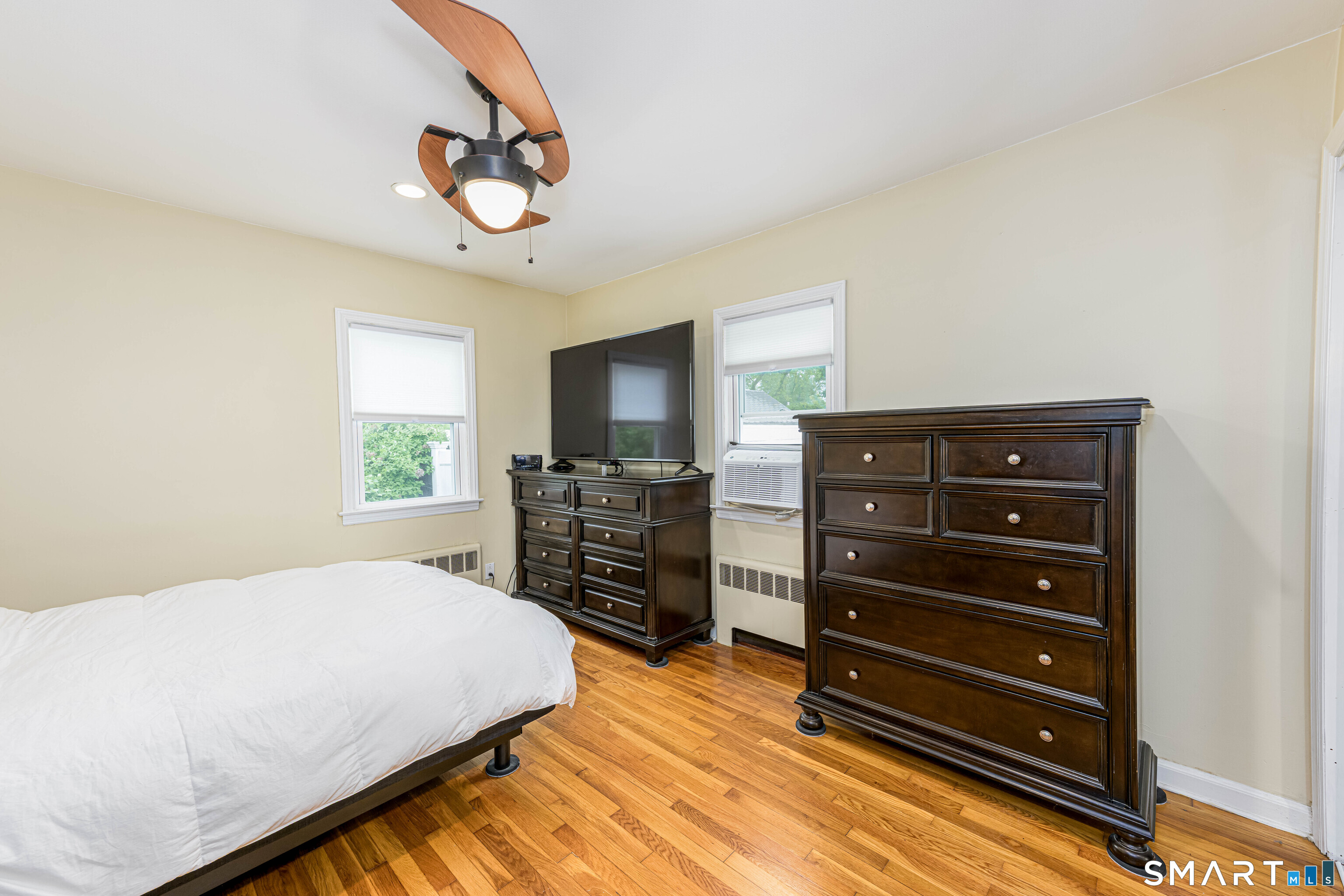 20 Pickett Street Milford CT 06460