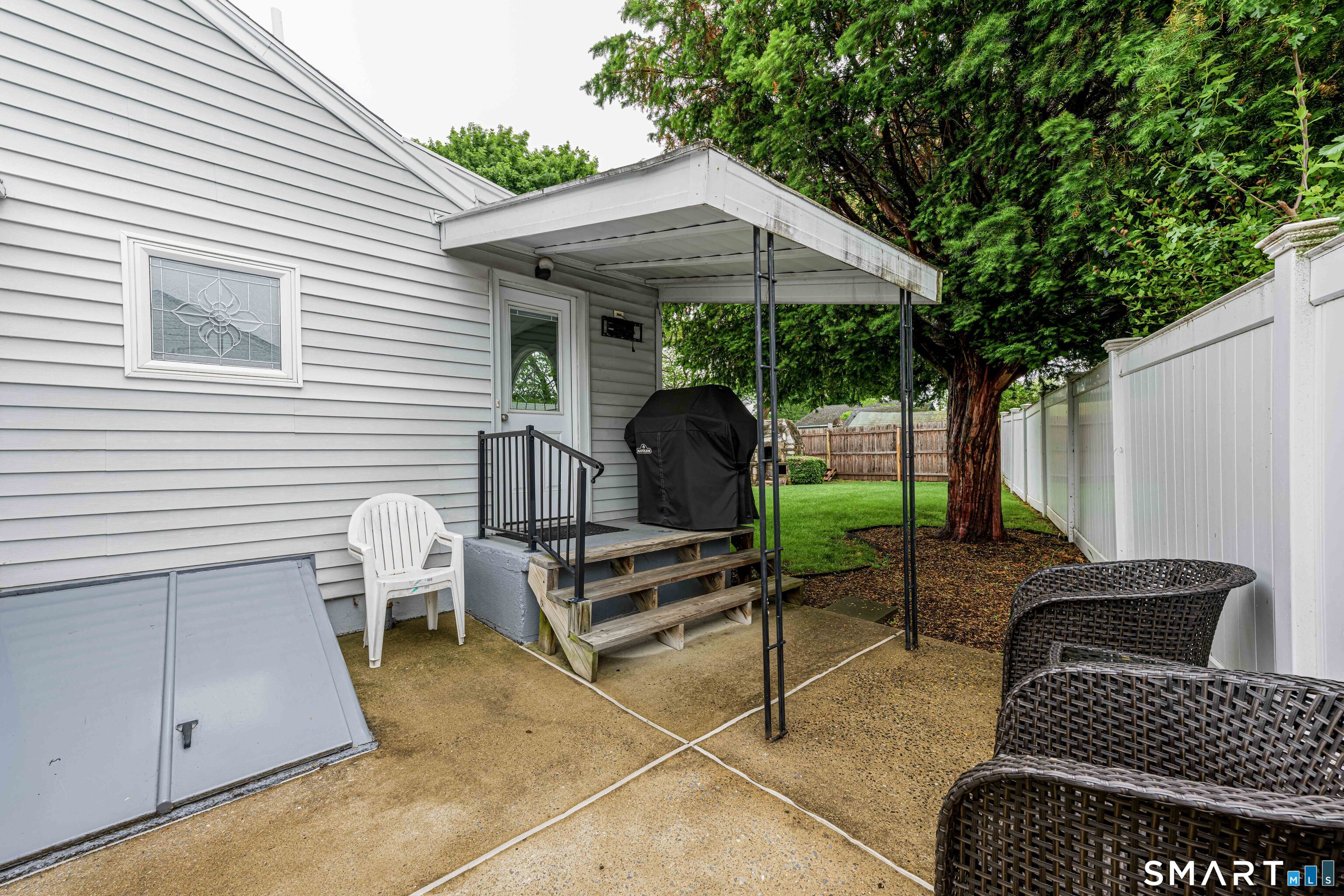 20 Pickett Street Milford CT 06460