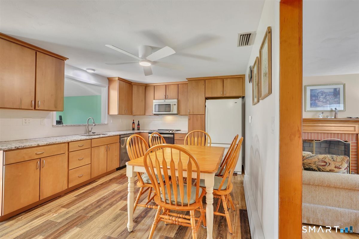 1211 Maple Street Rocky Hill CT 06067