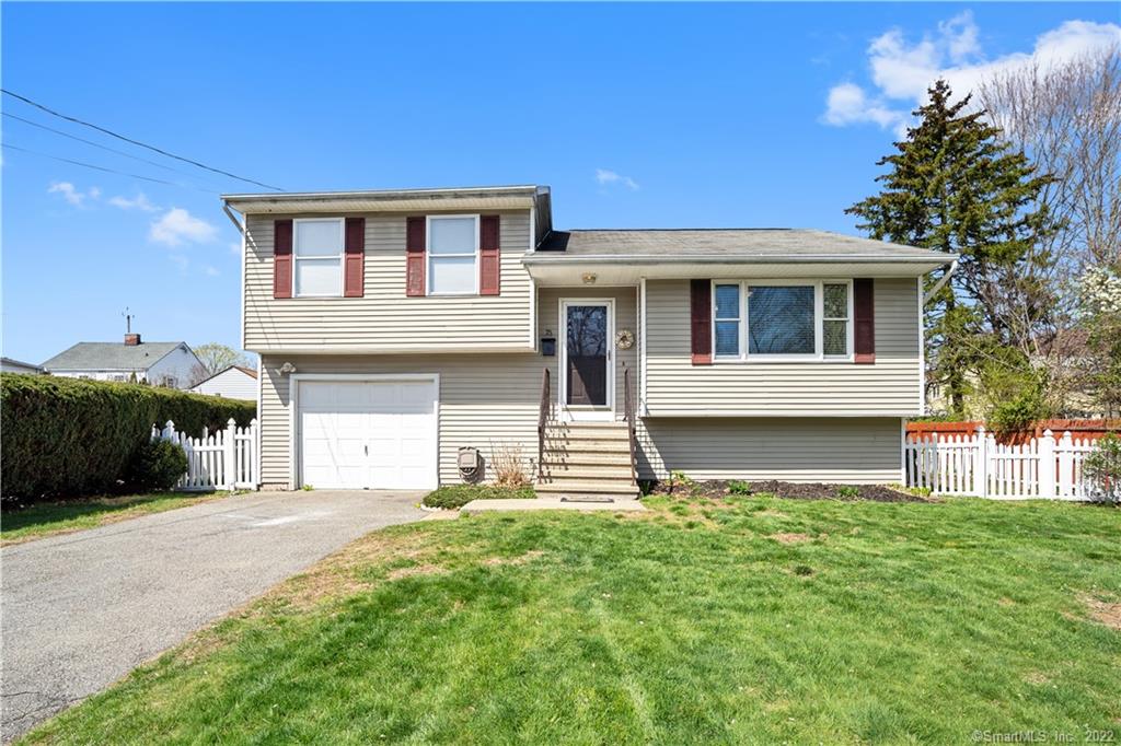 23 Jones Court Norwich CT 06360