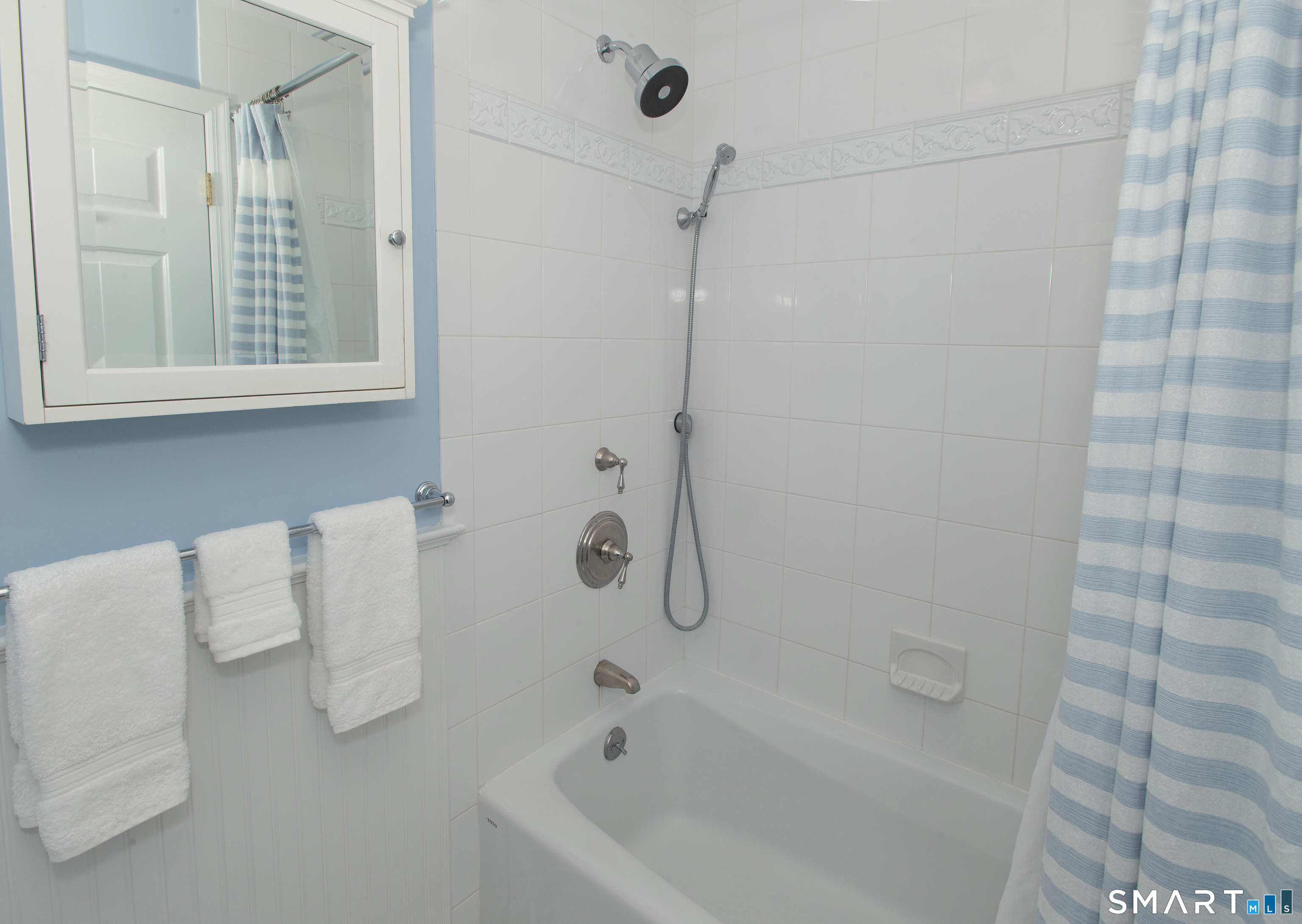 15 Two Pence Road Ridgefield CT 06877