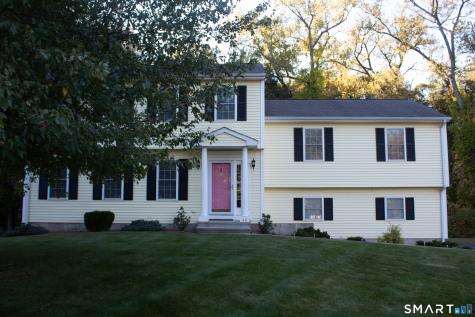 35 Fairfield Lane Bloomfield CT 06002