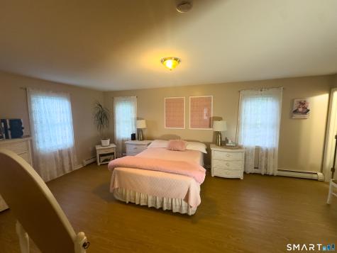35 Fairfield Lane Bloomfield CT 06002