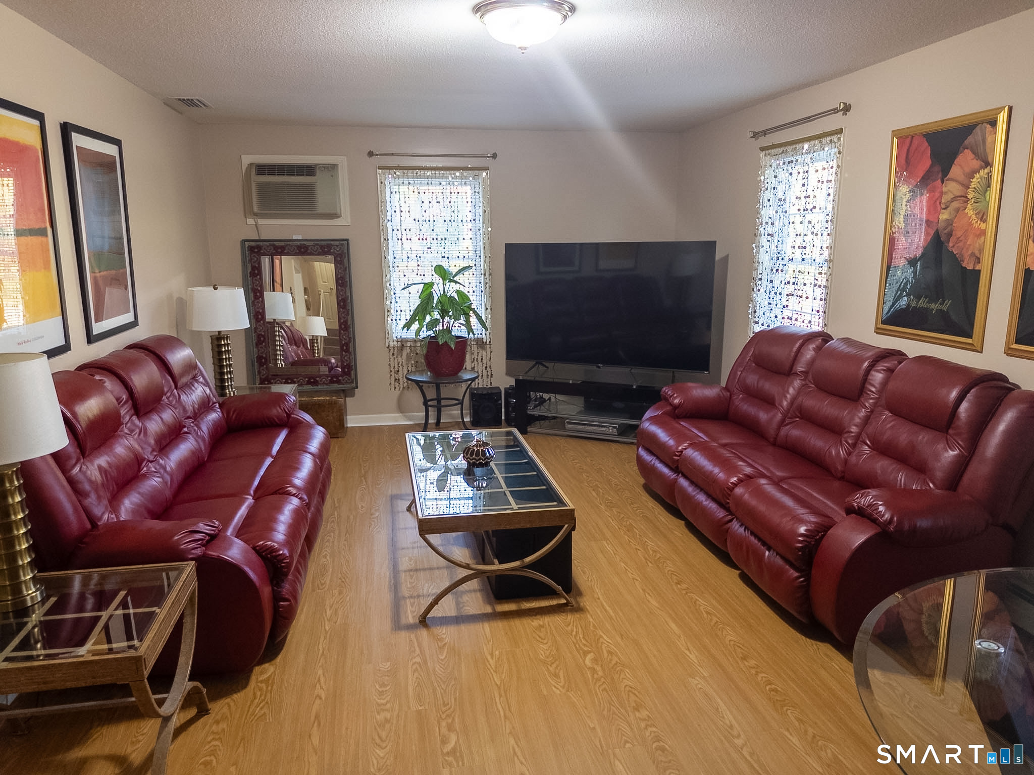 35 Fairfield Lane Bloomfield CT 06002