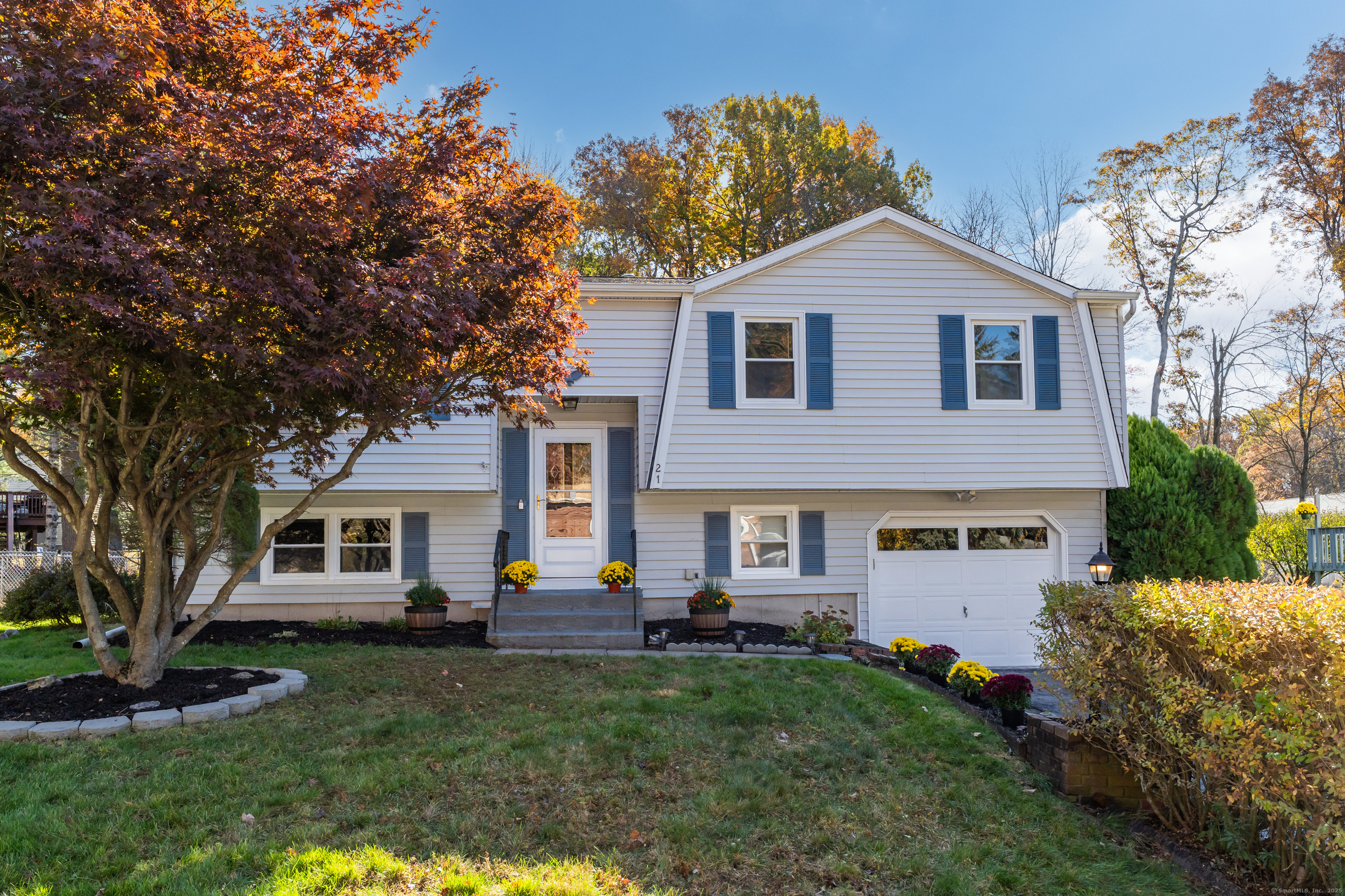 21 Schooner Lane Meriden CT 06451