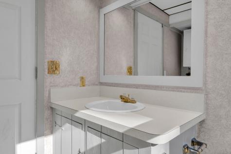 21 Schooner Lane Meriden CT 06451