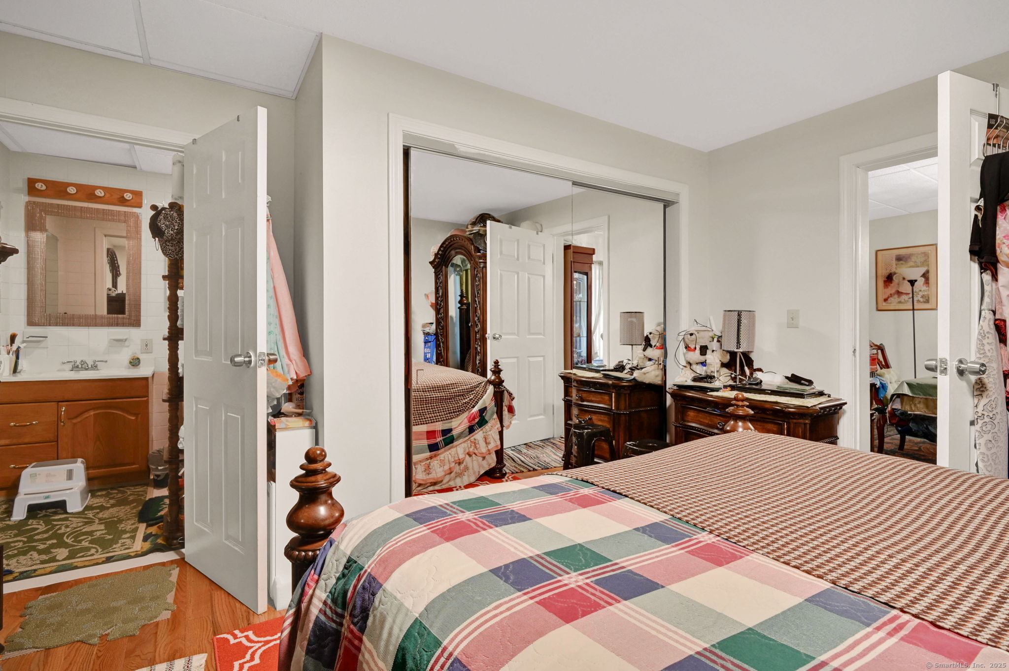 18 Englewood Avenue Bloomfield CT 06002