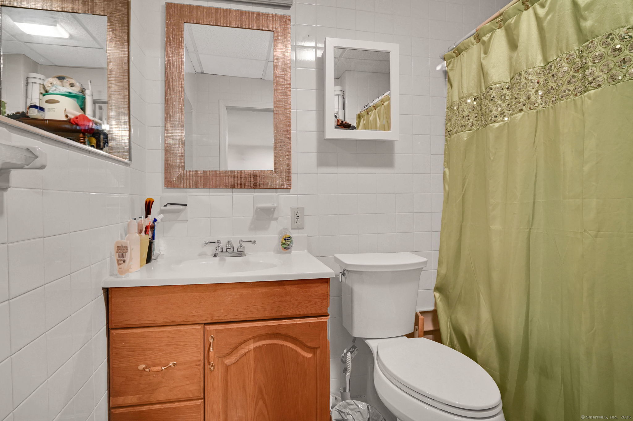 18 Englewood Avenue Bloomfield CT 06002