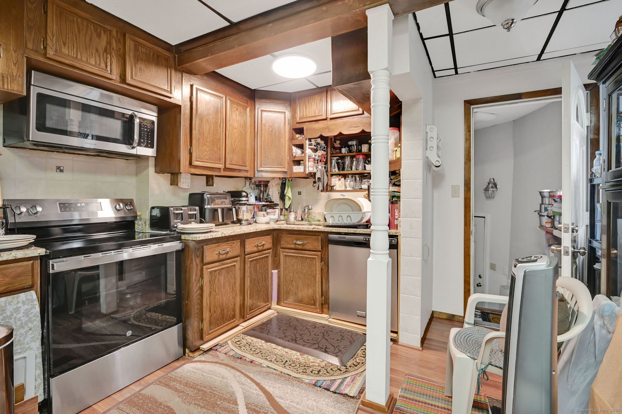 18 Englewood Avenue Bloomfield CT 06002