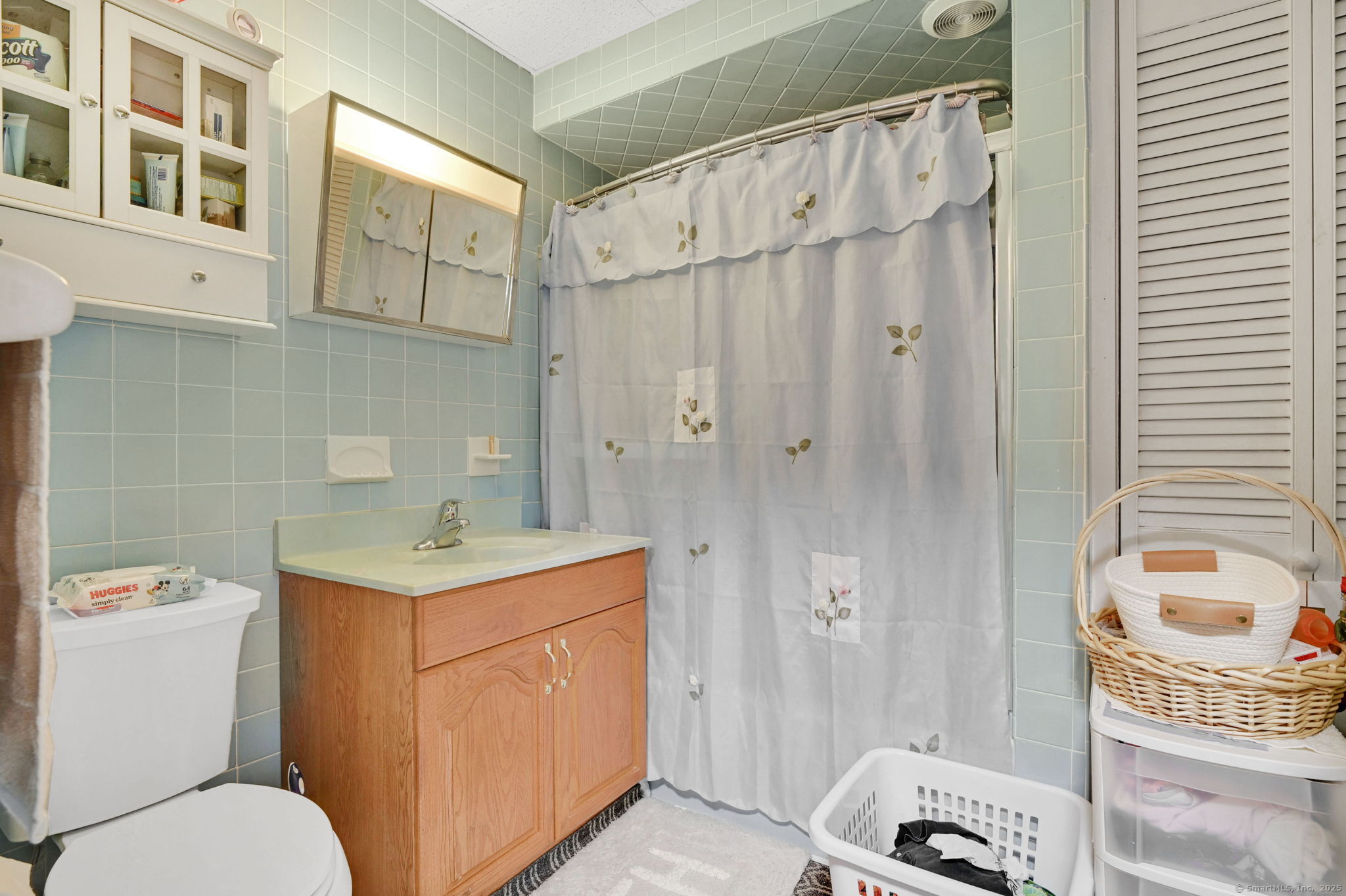 18 Englewood Avenue Bloomfield CT 06002