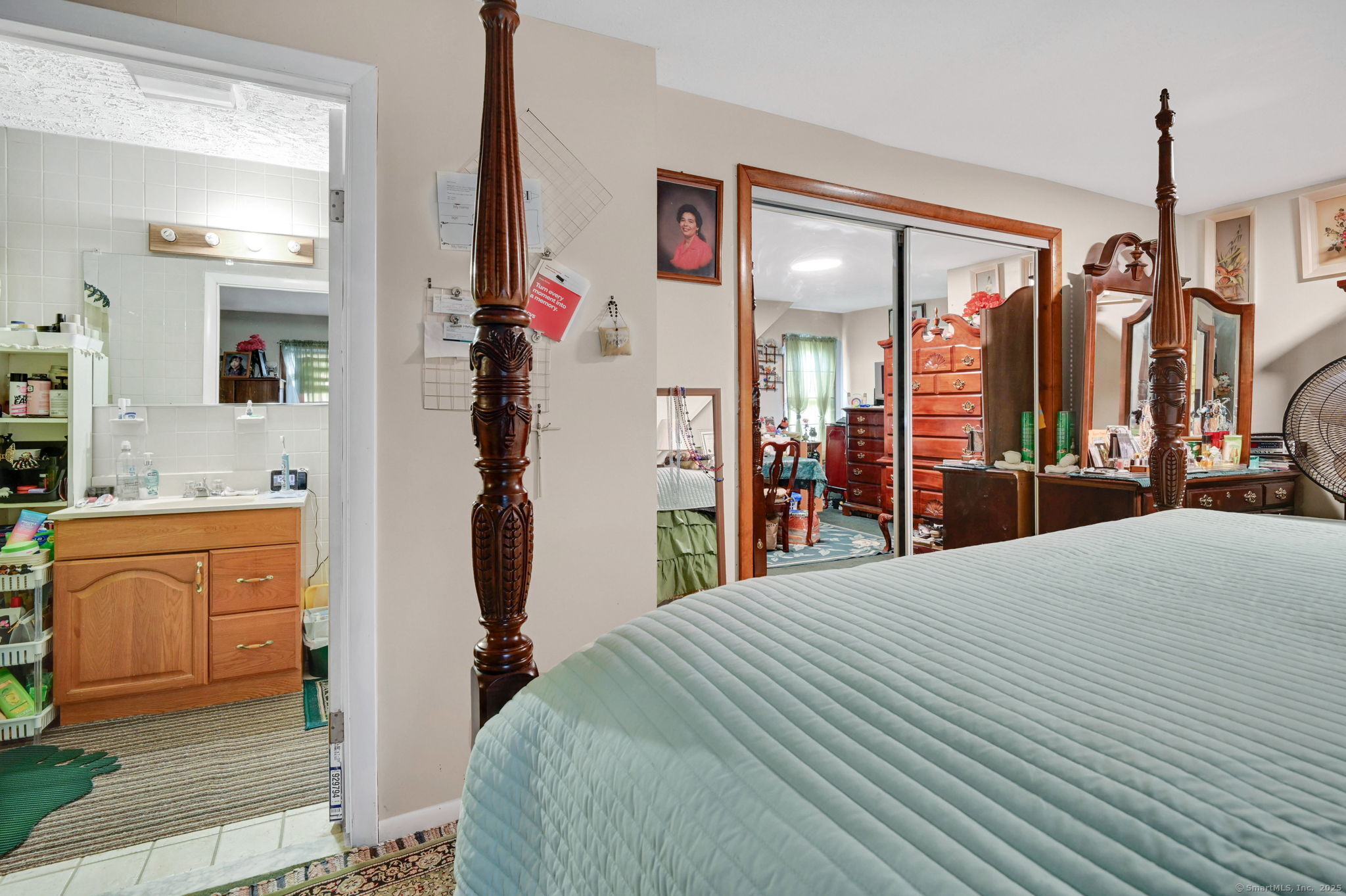 18 Englewood Avenue Bloomfield CT 06002