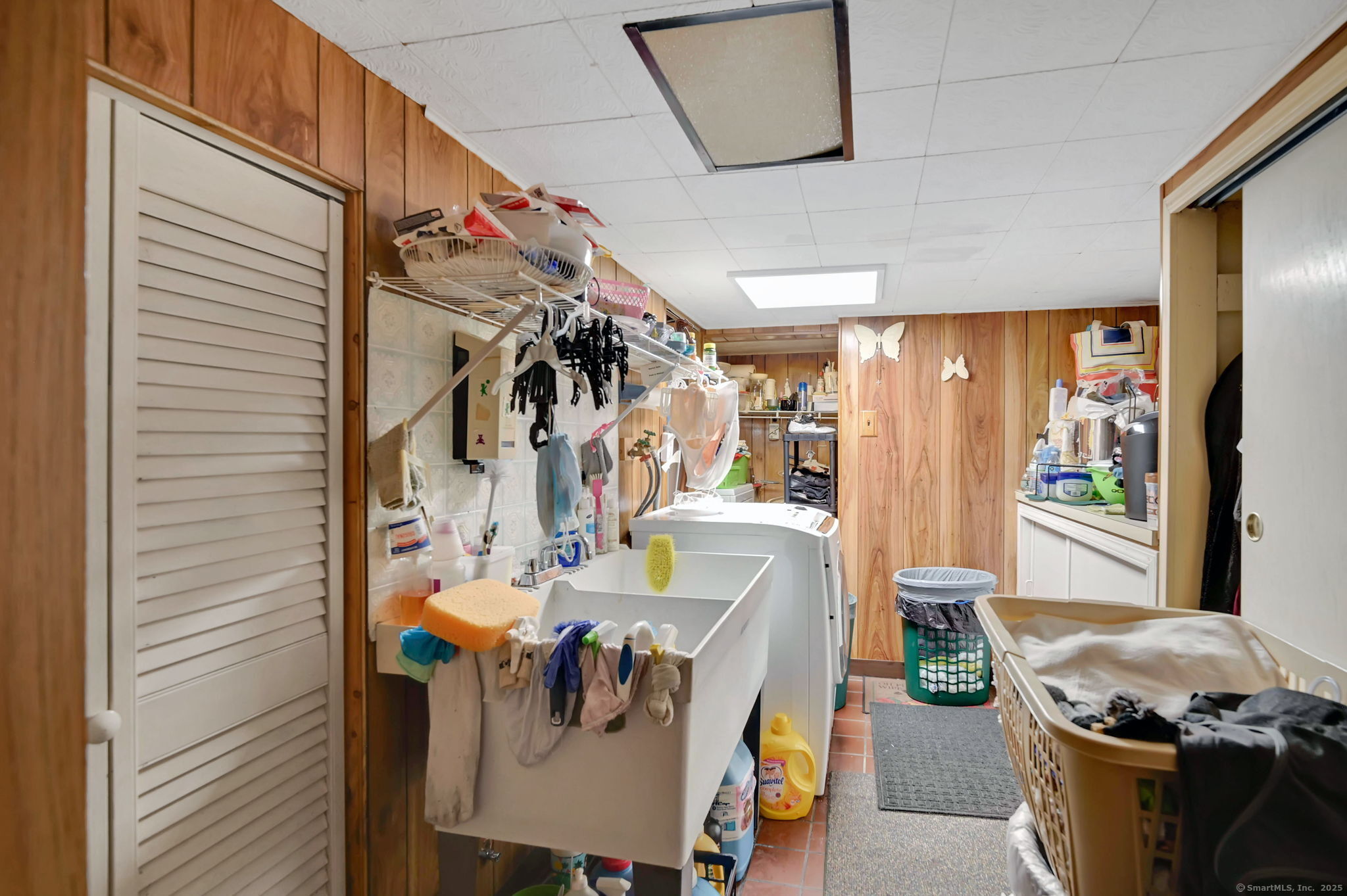 18 Englewood Avenue Bloomfield CT 06002