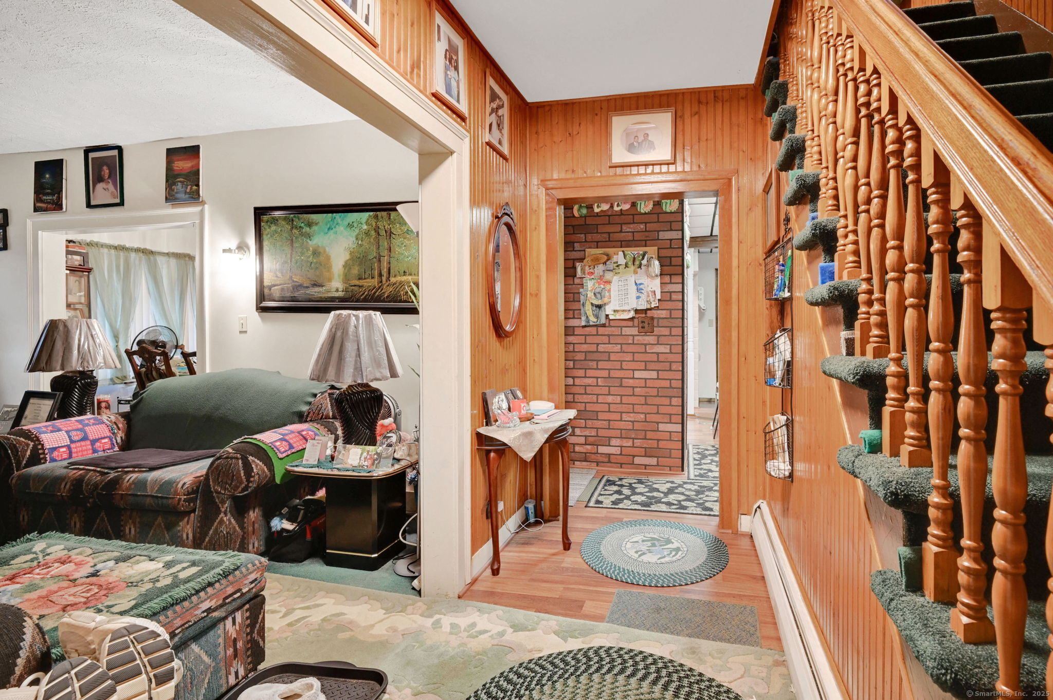 18 Englewood Avenue Bloomfield CT 06002