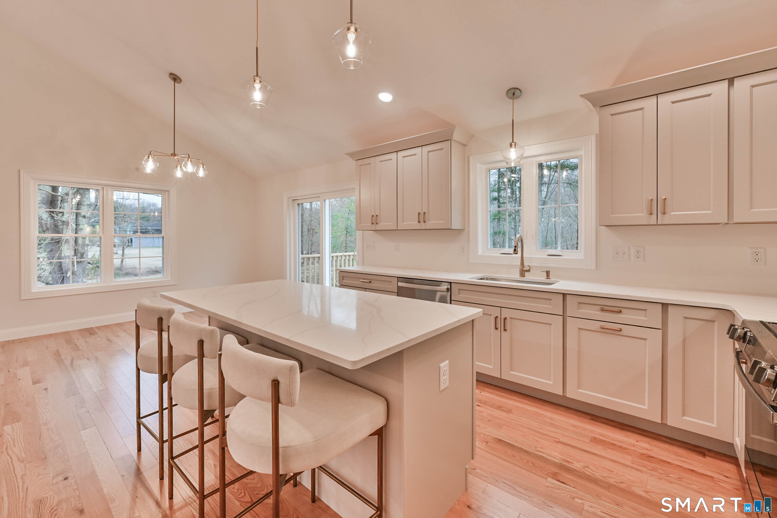 187 Thompson Road Thompson CT 06277