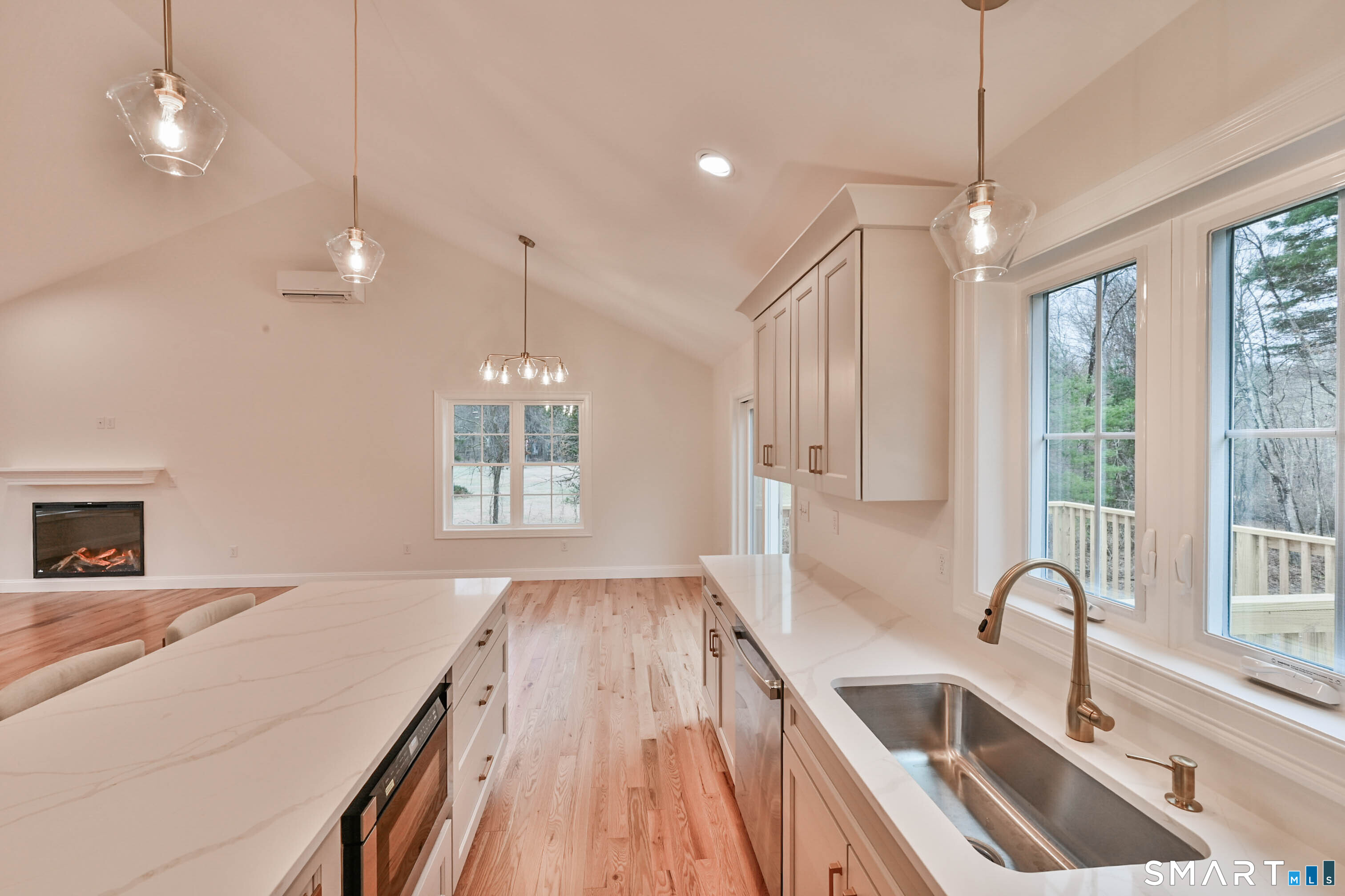 187 Thompson Road Thompson CT 06277