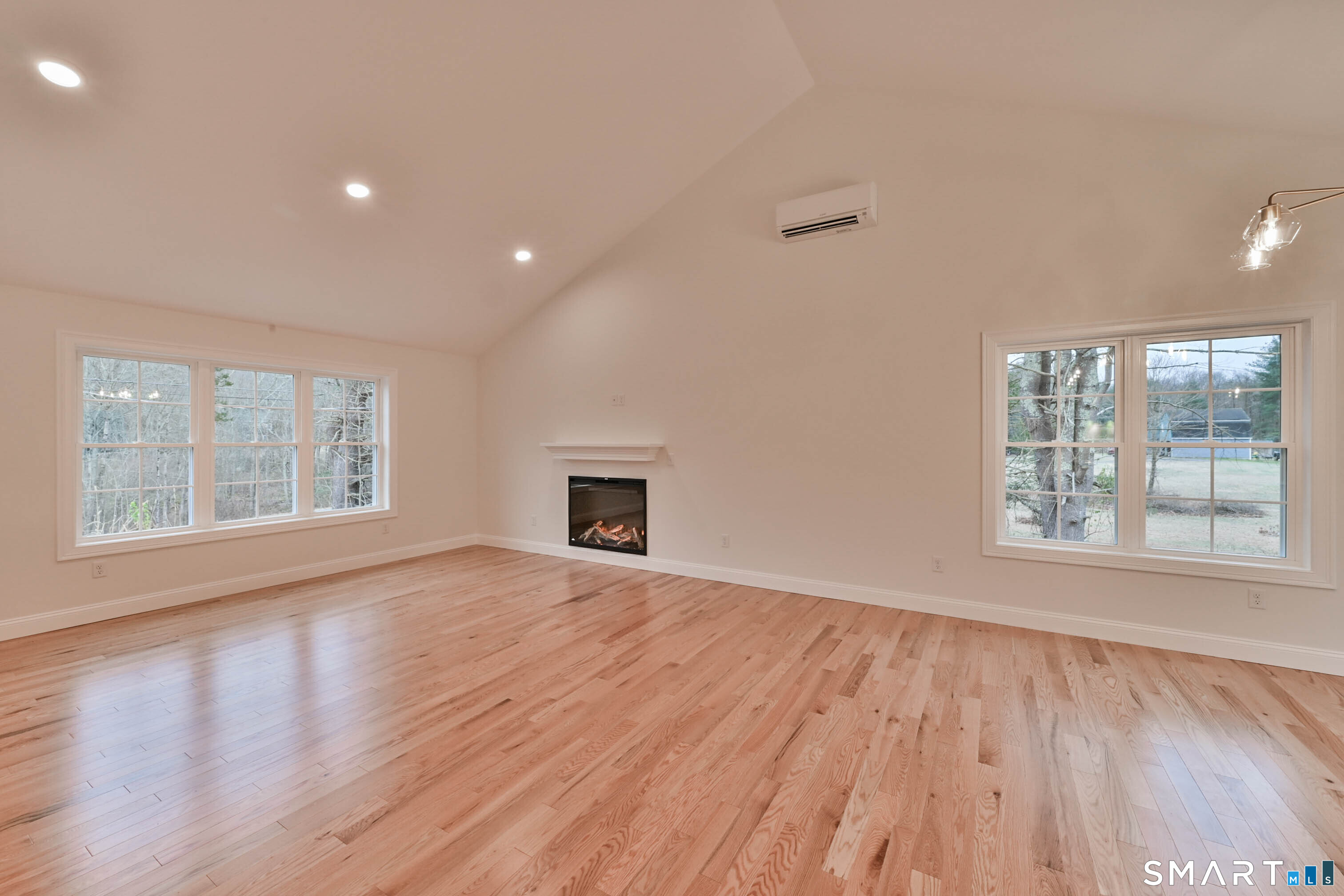 187 Thompson Road Thompson CT 06277