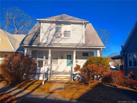 127 Lockhart Avenue Waterbury CT 06705
