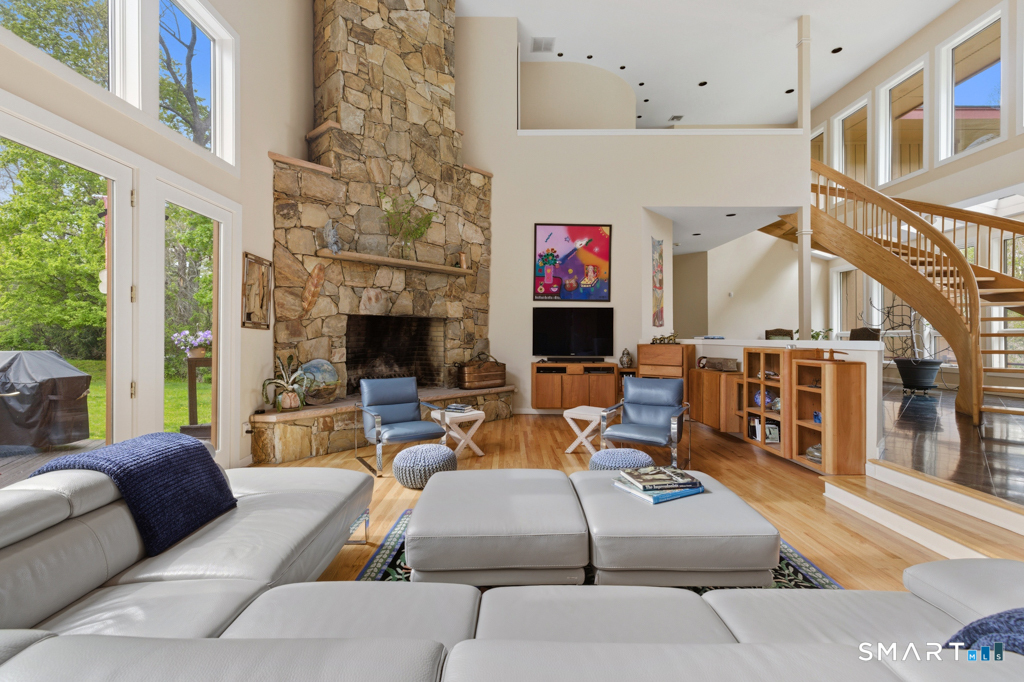 85 Norrans Ridge Drive Ridgefield CT 06877