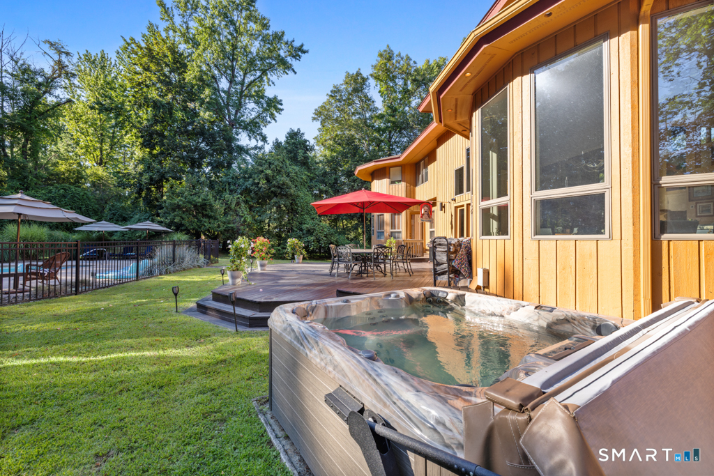 85 Norrans Ridge Drive Ridgefield CT 06877