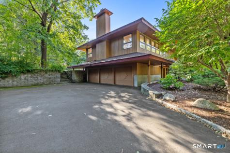 85 Norrans Ridge Drive Ridgefield CT 06877