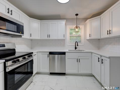 46 Middlefield Street Middletown CT 06457