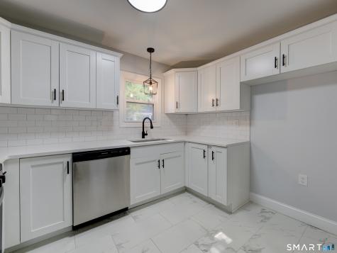 46 Middlefield Street Middletown CT 06457