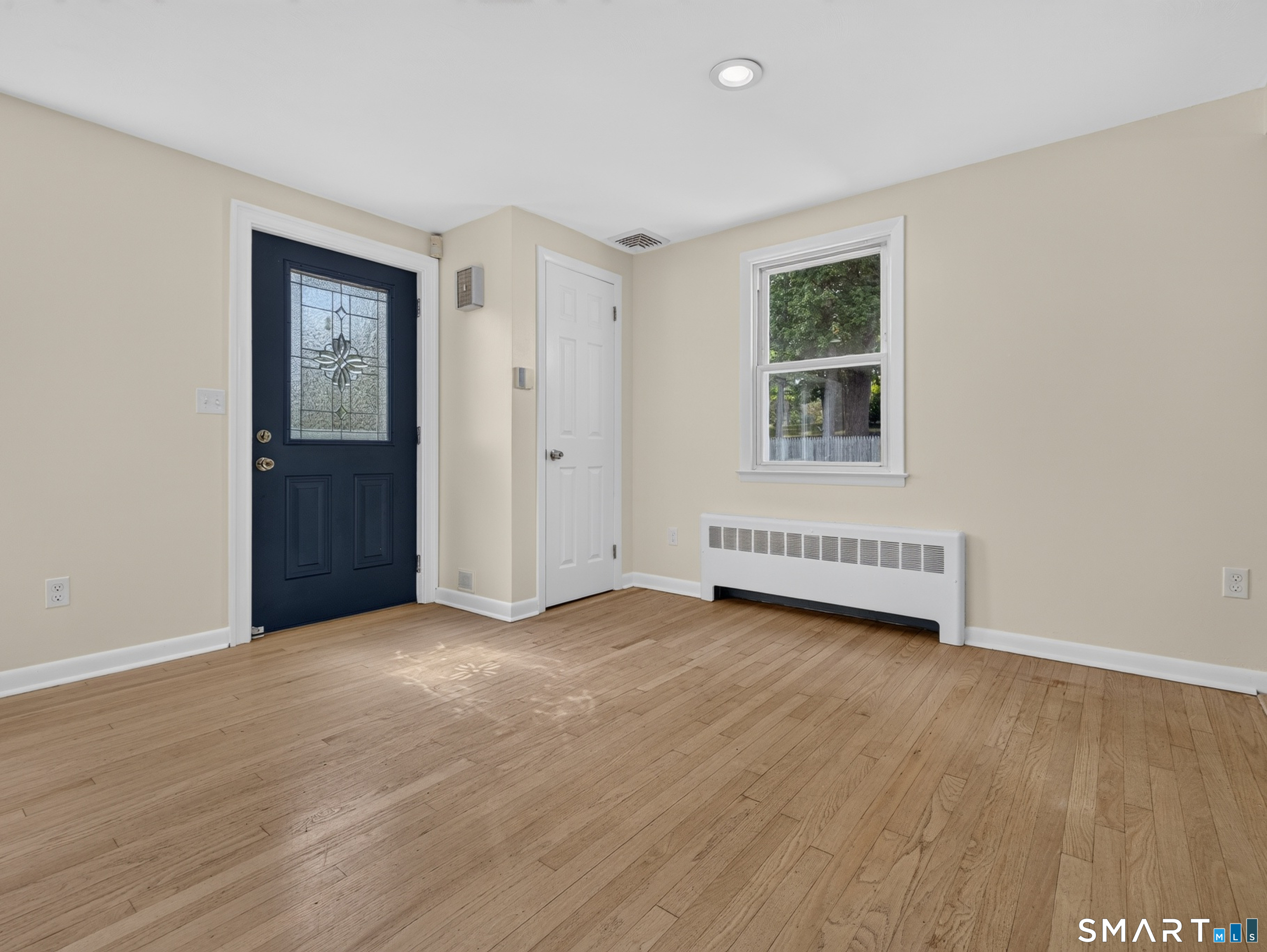 527 Clintonville Road North Haven CT 06473