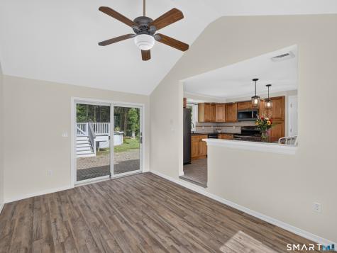 527 Clintonville Road North Haven CT 06473