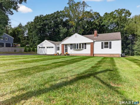 527 Clintonville Road North Haven CT 06473