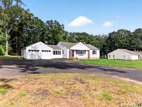 527 Clintonville Road North Haven CT 06473