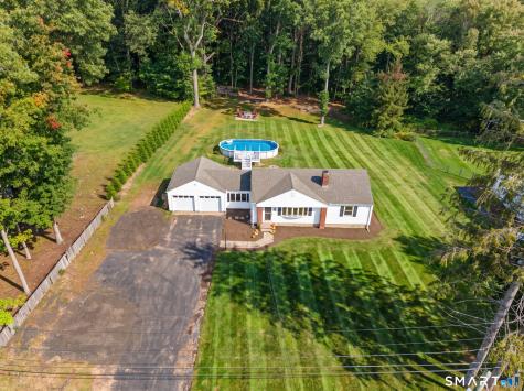 527 Clintonville Road North Haven CT 06473