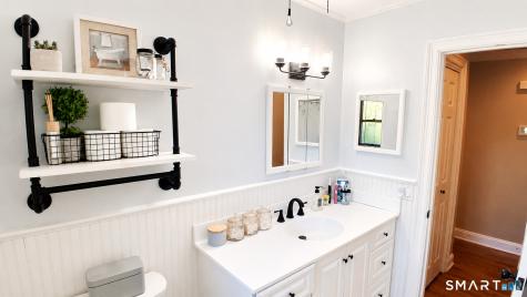 25 Dana Road Danbury CT 06811