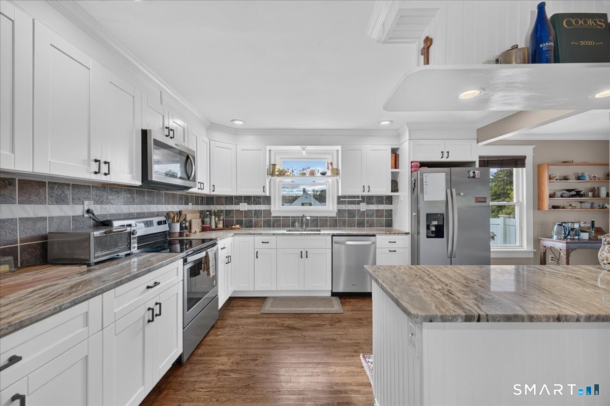 24 Maple Street Griswold CT 06351