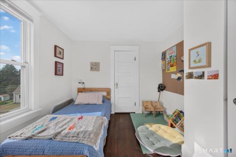 24 Maple Street Griswold CT 06351