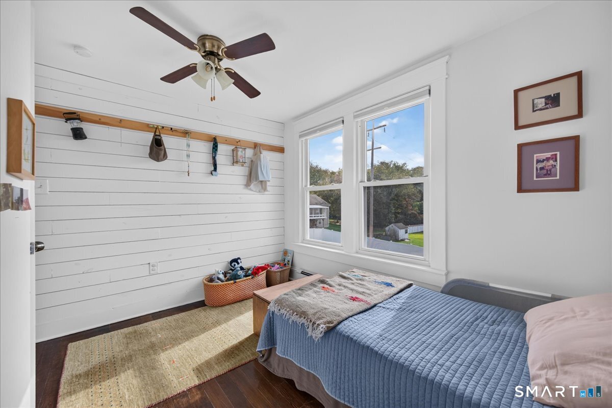 24 Maple Street Griswold CT 06351