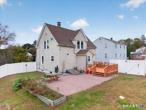 24 Maple Street Griswold CT 06351