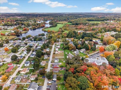 24 Maple Street Griswold CT 06351