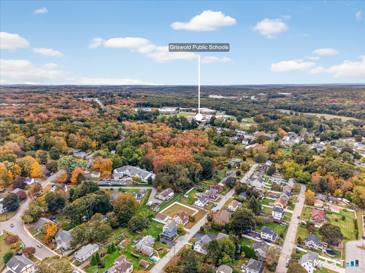 24 Maple Street Griswold CT 06351