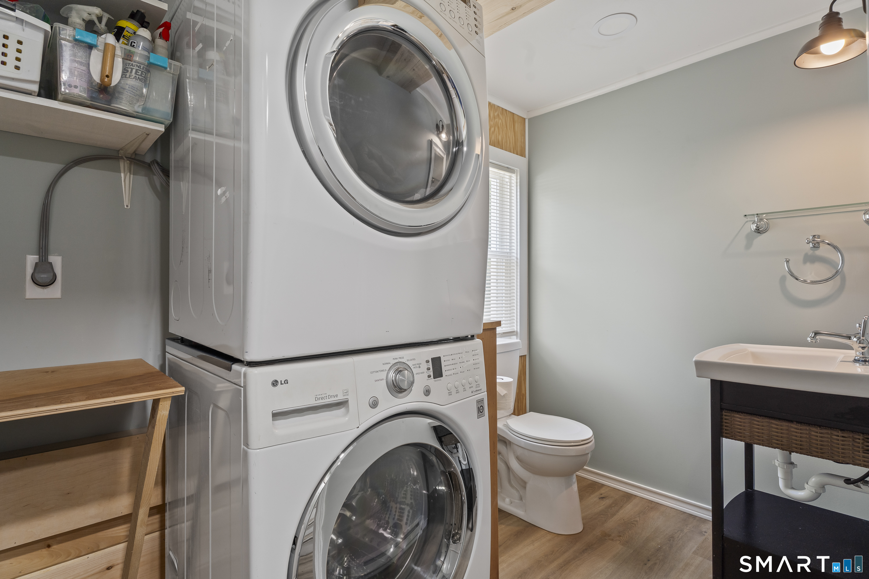 611 Route 163 Montville CT 06353