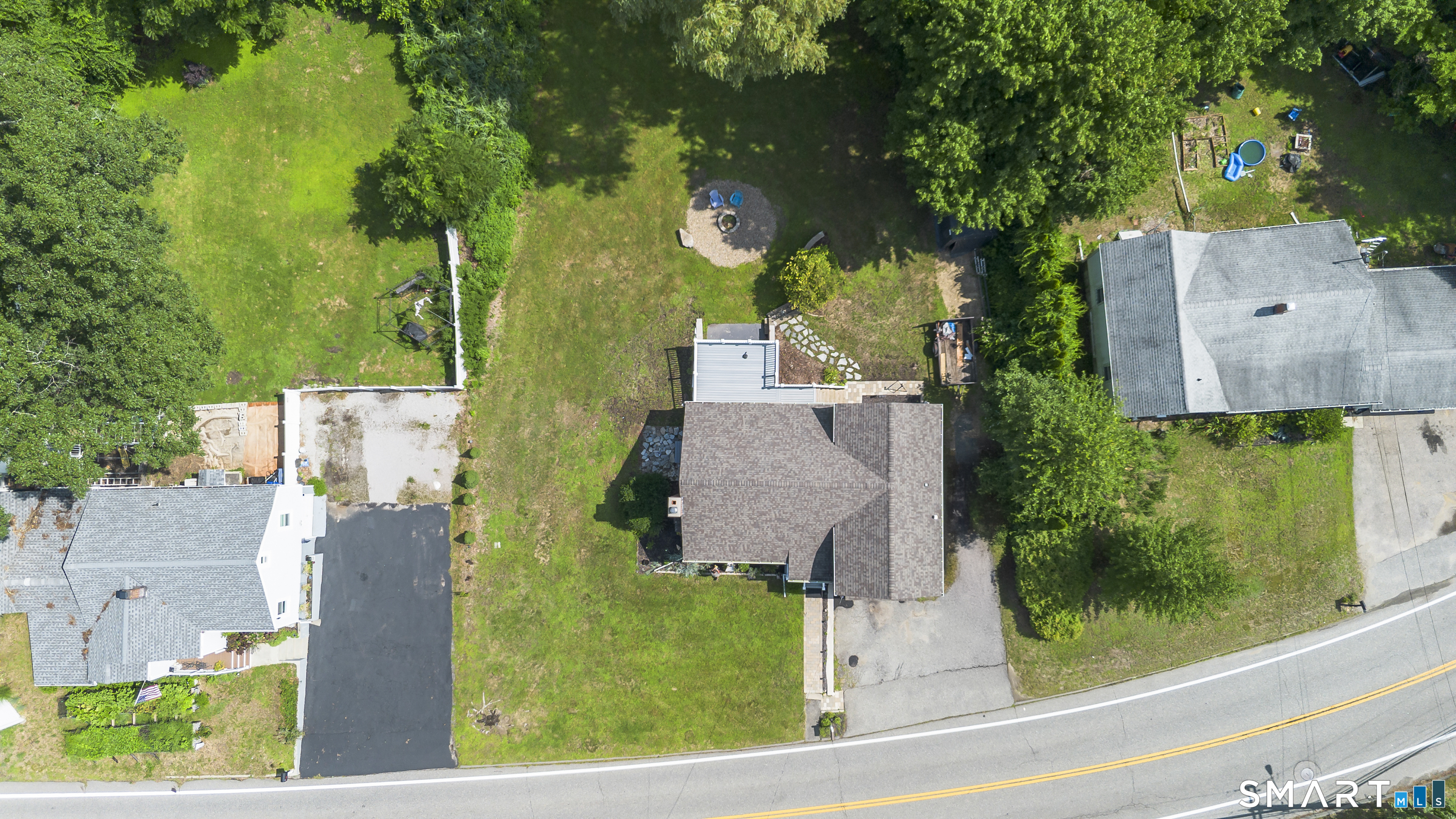 611 Route 163 Montville CT 06353
