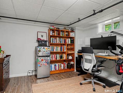 17 North Forest Circle West Haven CT 06516