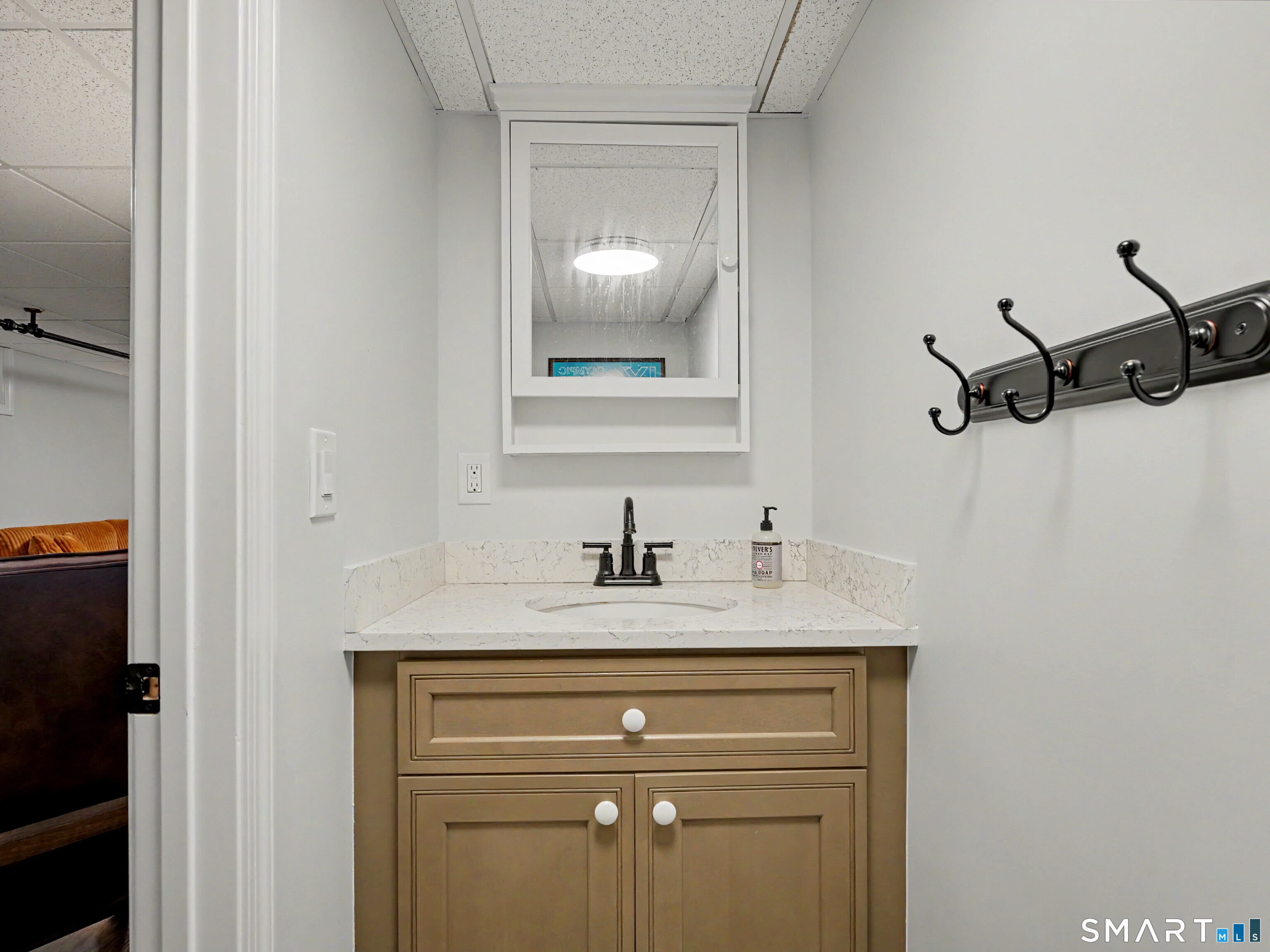 17 North Forest Circle West Haven CT 06516