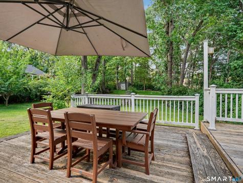 17 North Forest Circle West Haven CT 06516